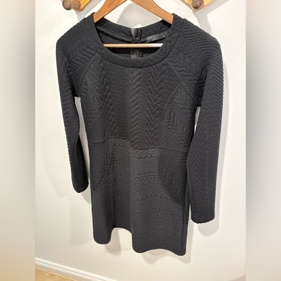 🌟PRANA🌟 Macee Raglan Slv Scoop Nk Textured Jacquard Knit Shift Dress Black - Picture 3 of 5